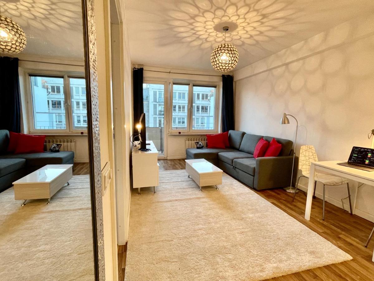 Апартаменти Decor 2 Metro Fast Wifi 55'Tv Netflix Hbo Cozy Варшава Екстер'єр фото